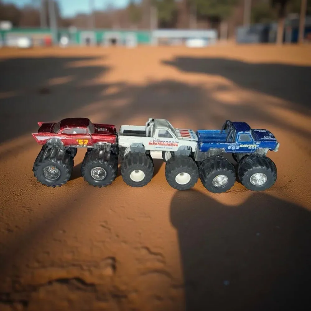 Majorette Toyota American Matchbox Supercharge Bigfoot 57 Chevy Monster Trucks